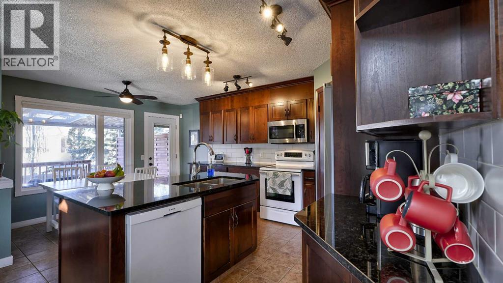 280 Riverwood Circle SE, Calgary, Alberta  T2C 4A8 - Photo 10 - A2293560