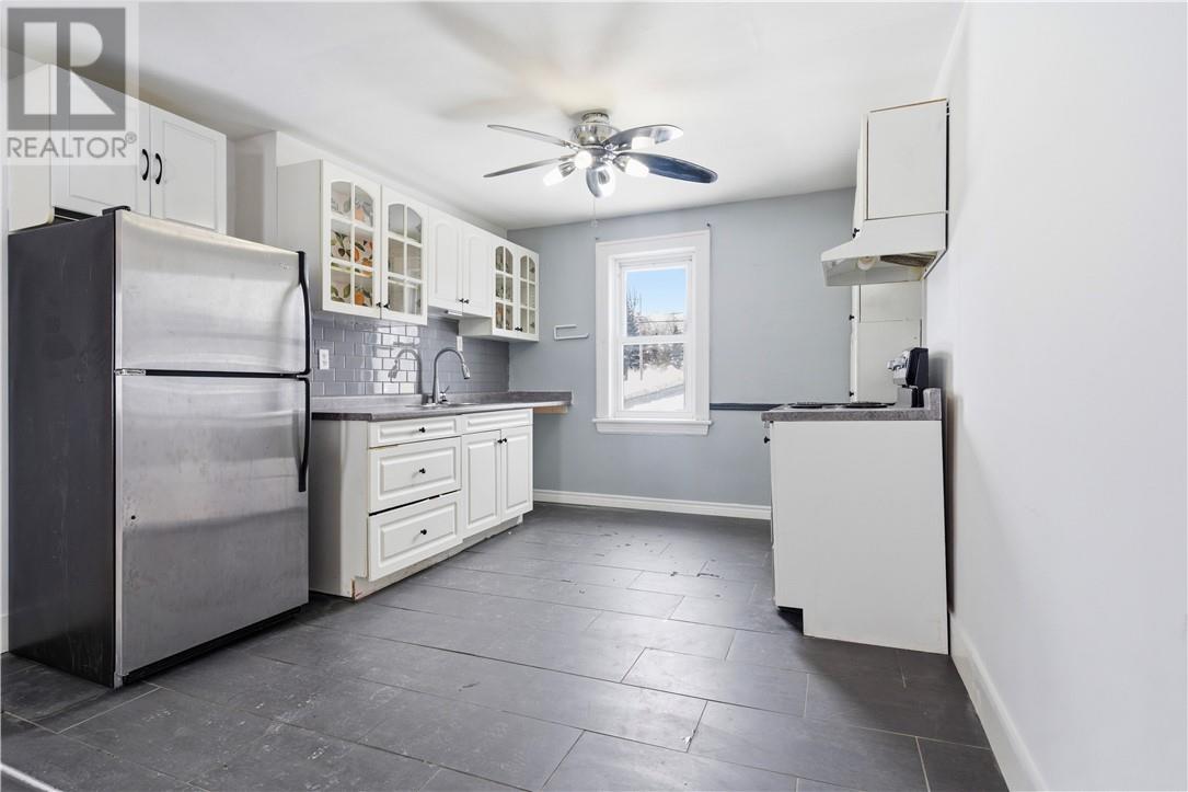 218 Regent, Sudbury, Ontario  P3C 4C5 - Photo 3 - 2126862