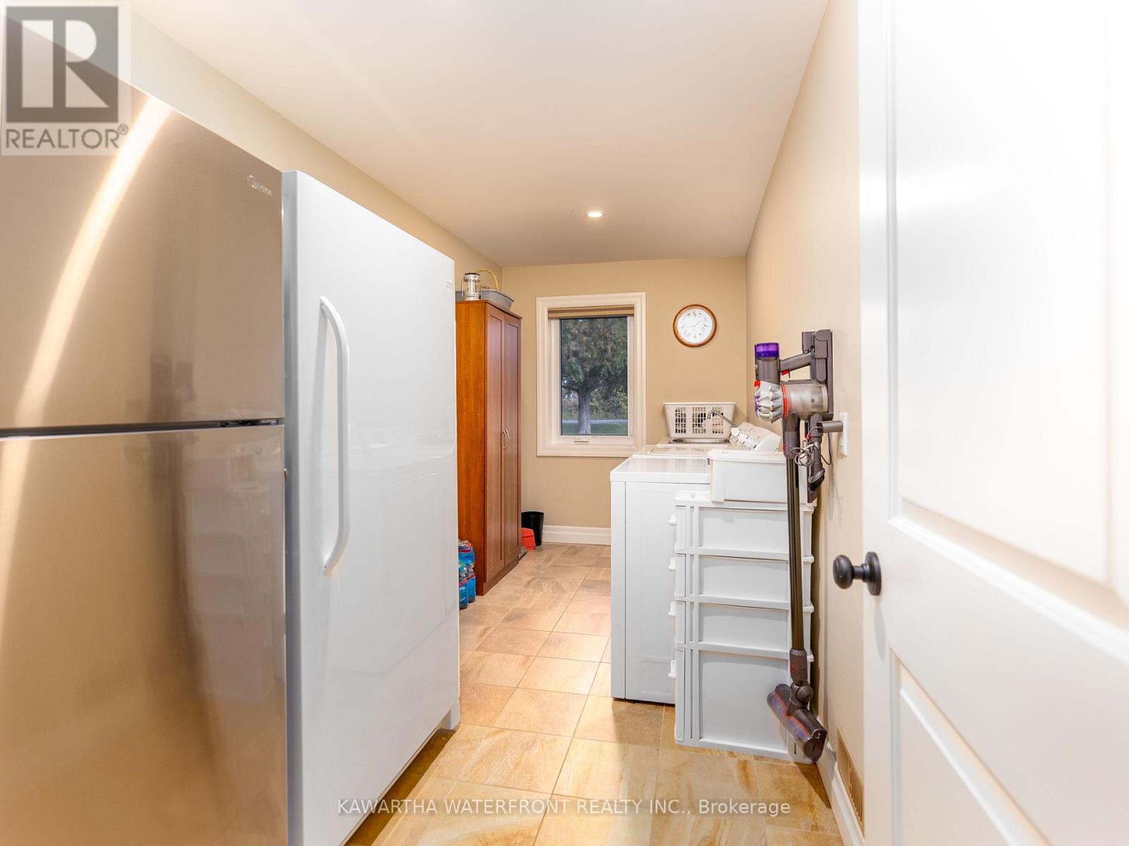 33 Northline Road, Kawartha Lakes, Ontario  K0M 1N0 - Photo 15 - X12908350