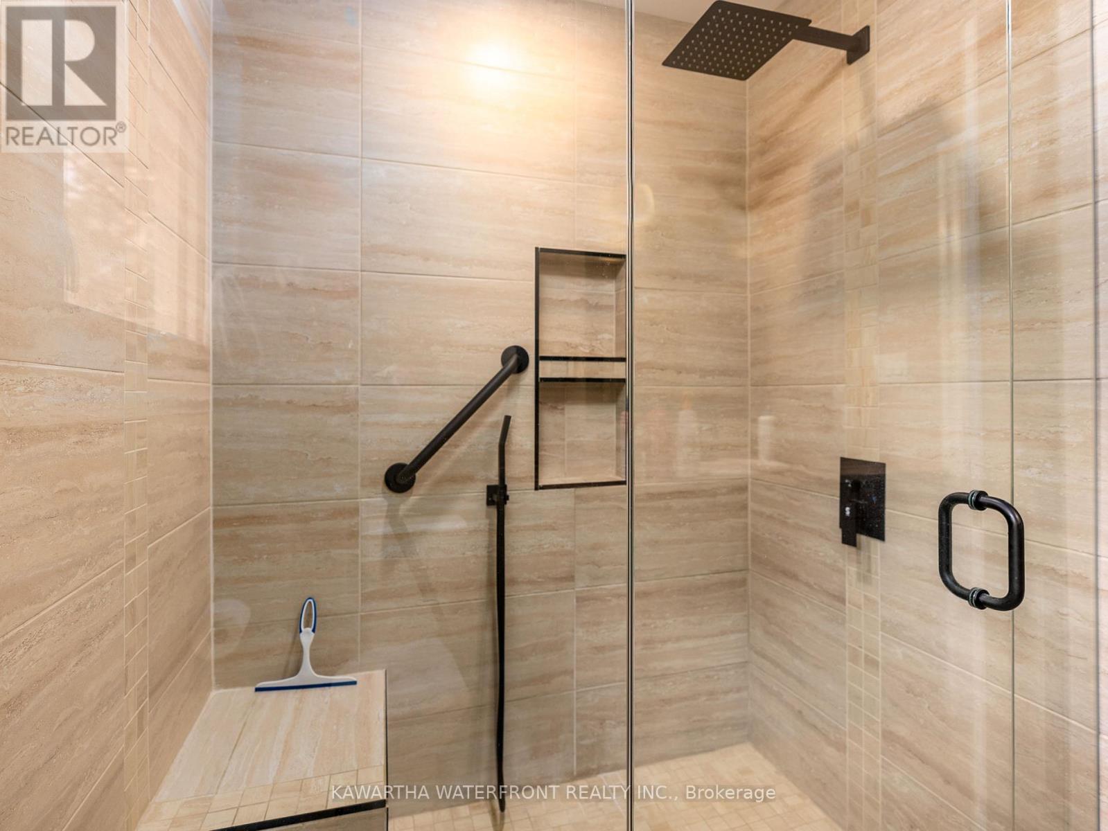 33 Northline Road, Kawartha Lakes, Ontario  K0M 1N0 - Photo 22 - X12908350