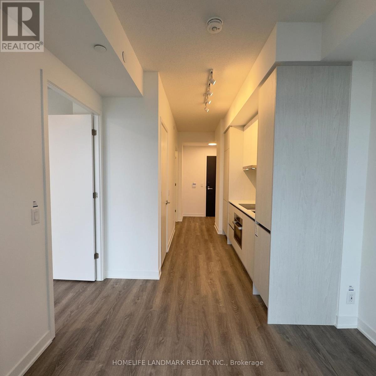 3802 - 180 Front Street E, Toronto, Ontario  M5A 0A9 - Photo 10 - C12908342