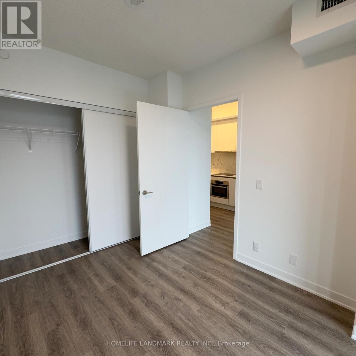 3802 - 180 Front Street E, Toronto, Ontario  M5A 0A9 - Photo 6 - C12908342