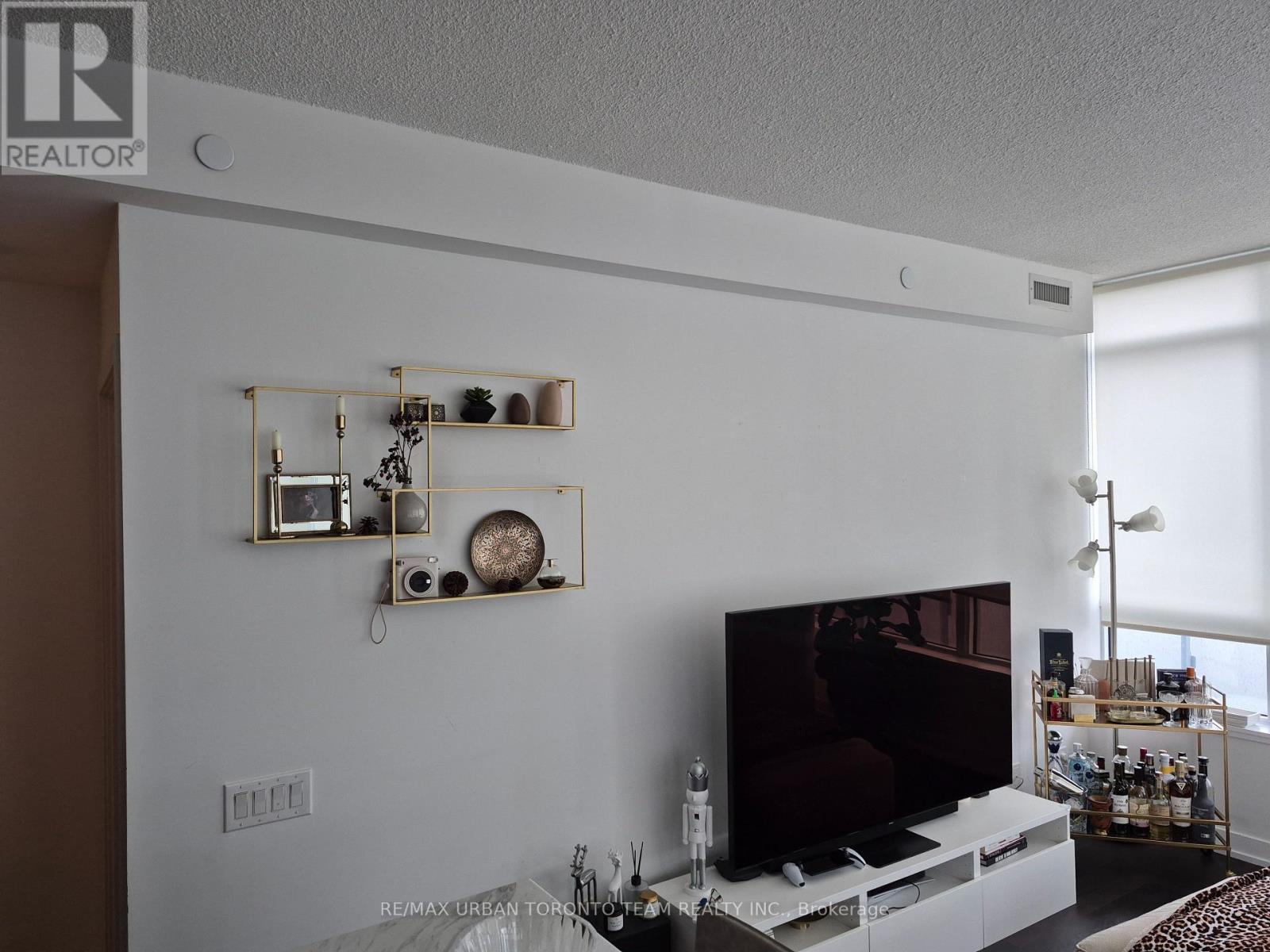 2510 - 365 Church Street, Toronto (Church-Yonge Corridor), Ontario  M5B 0B5 - Photo 10 - C12908402