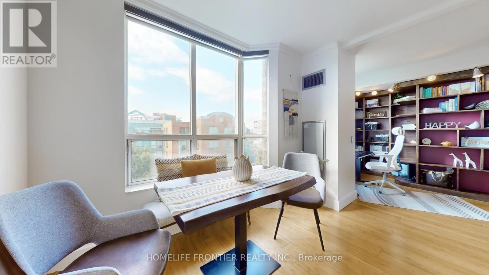 806 - 284 Bloor Street, Toronto, Ontario  M5S 3B8 - Photo 10 - C12908450