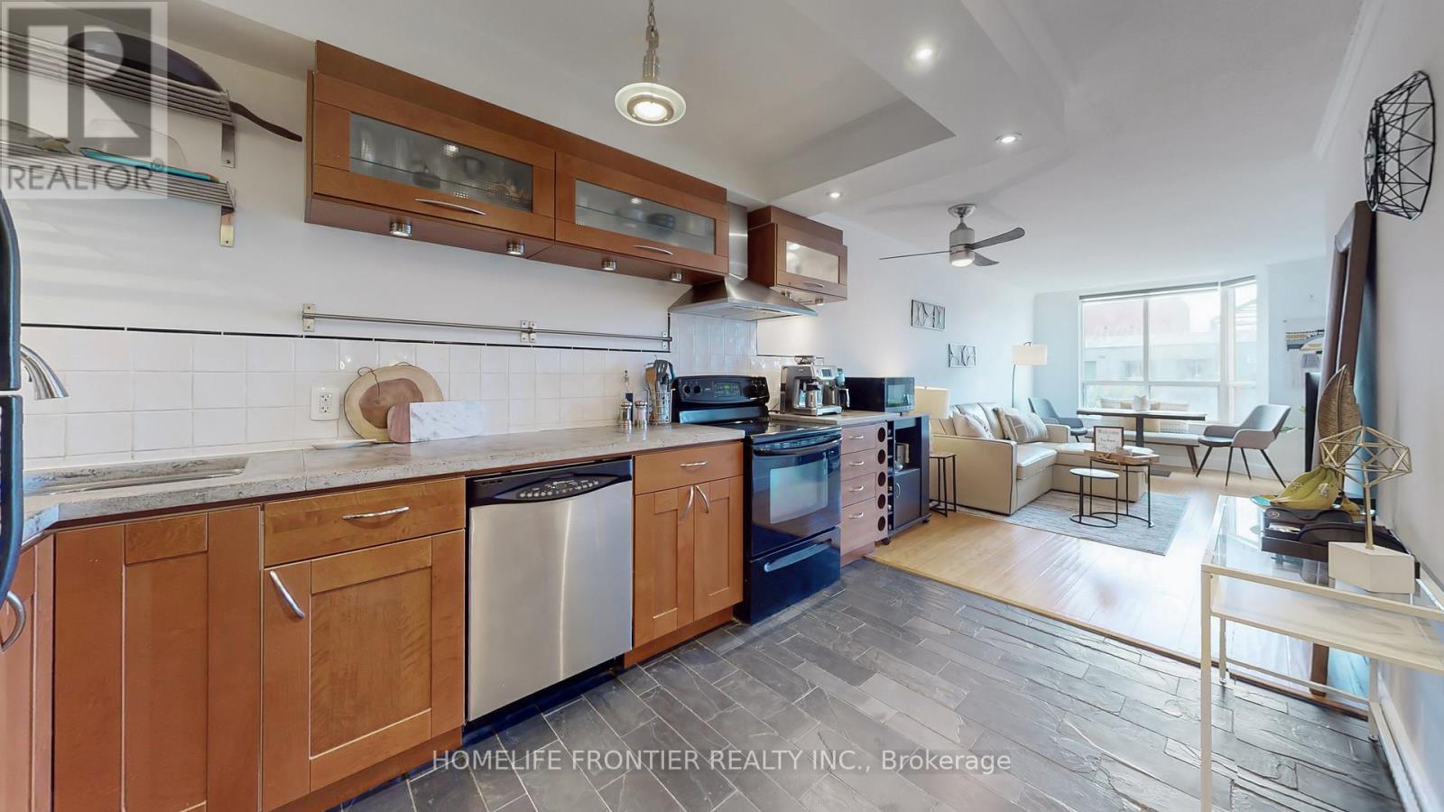 806 - 284 Bloor Street, Toronto, Ontario  M5S 3B8 - Photo 6 - C12908450