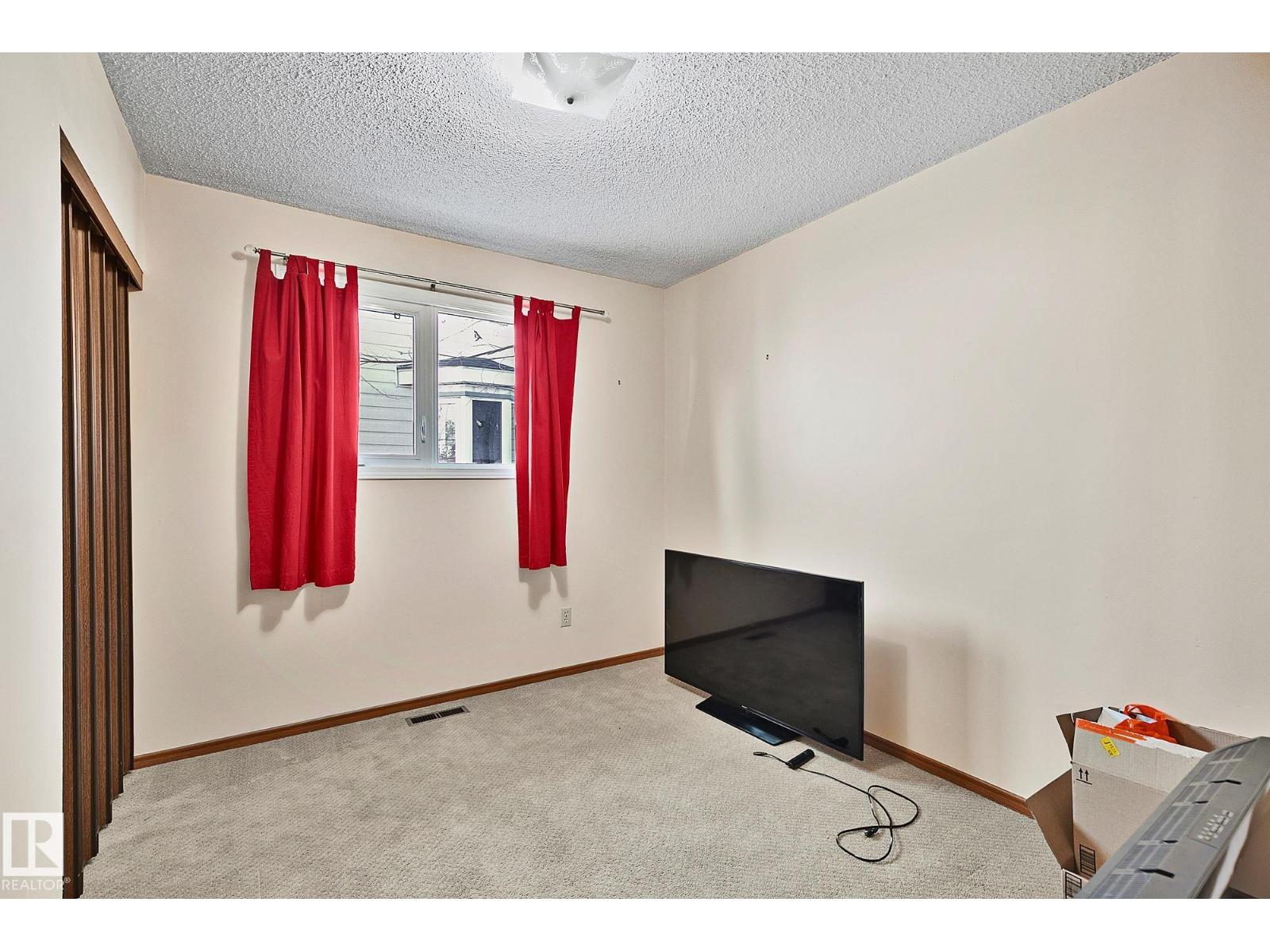 8561 89 St Nw, Edmonton, Alberta  T6C 3K4 - Photo 19 - E4478664