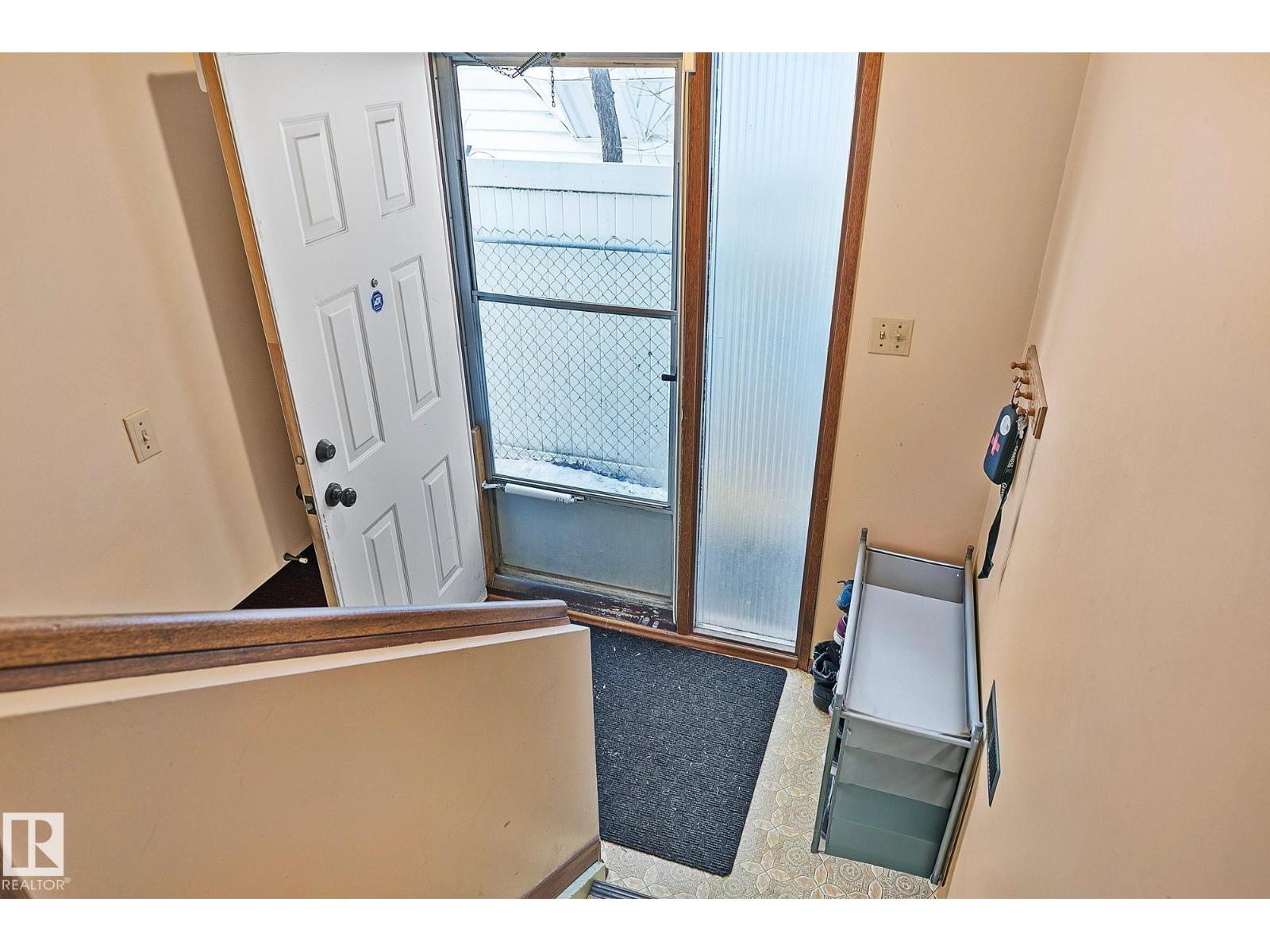 8561 89 St Nw, Edmonton, Alberta  T6C 3K4 - Photo 25 - E4478664