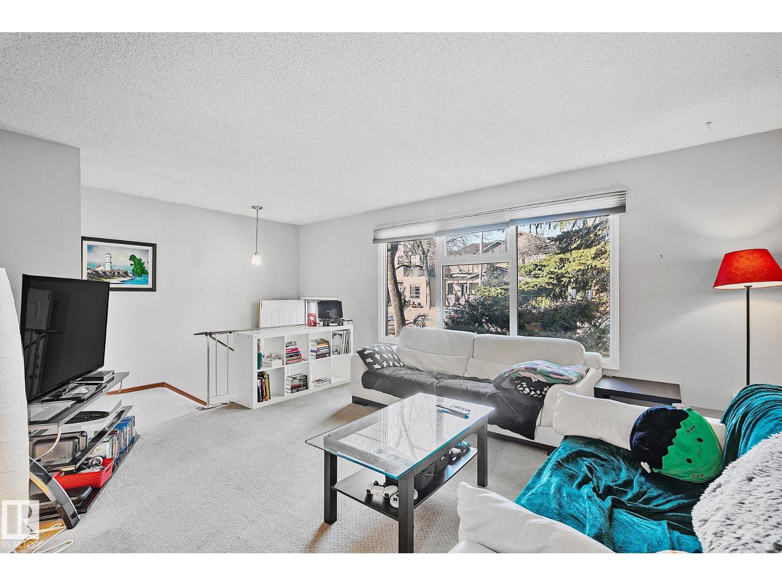 8561 89 St Nw, Edmonton, Alberta  T6C 3K4 - Photo 6 - E4478664