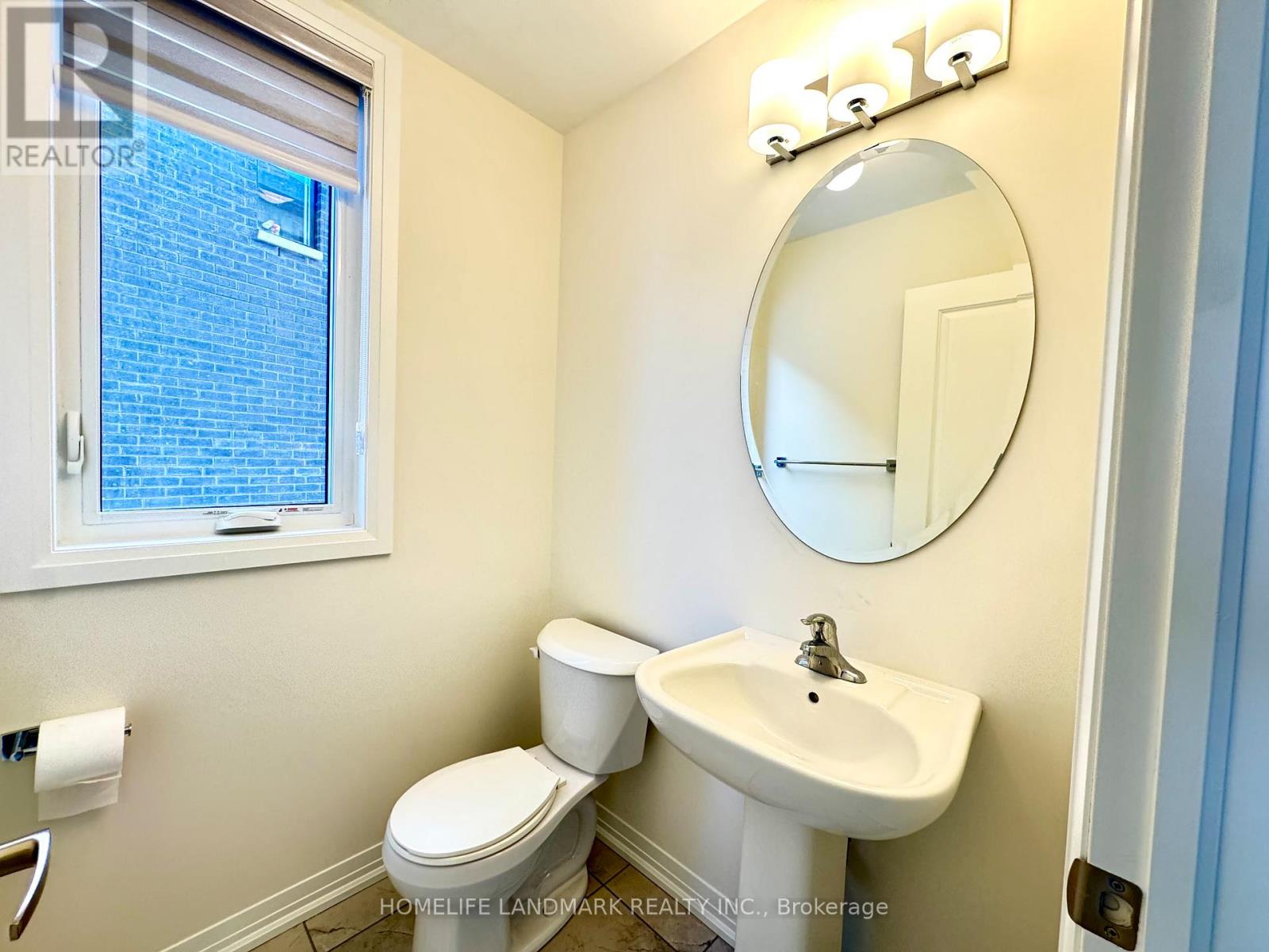 2910 Nakina Street, Pickering, Ontario L1X 0P7 - Photo 10 - E12908346