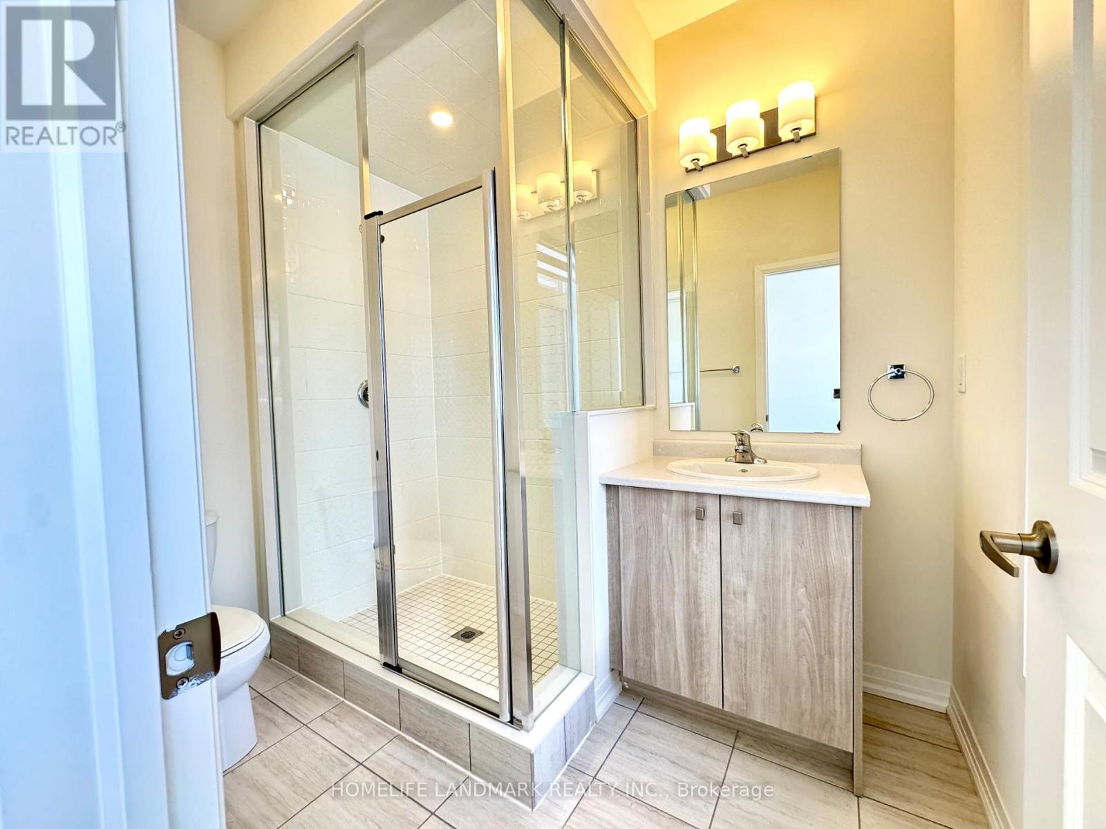 2910 Nakina Street, Pickering, Ontario L1X 0P7 - Photo 17 - E12908346