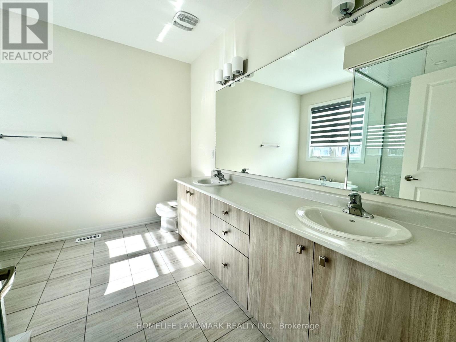 2910 Nakina Street, Pickering, Ontario L1X 0P7 - Photo 29 - E12908346