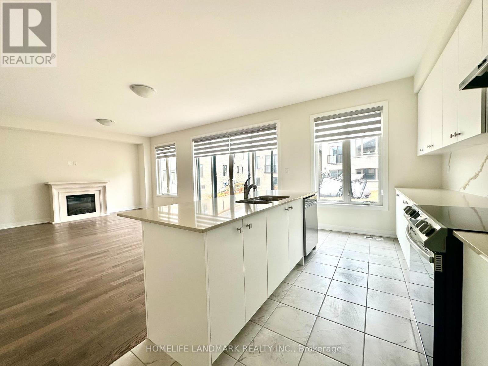 2910 Nakina Street, Pickering, Ontario L1X 0P7 - Photo 9 - E12908346