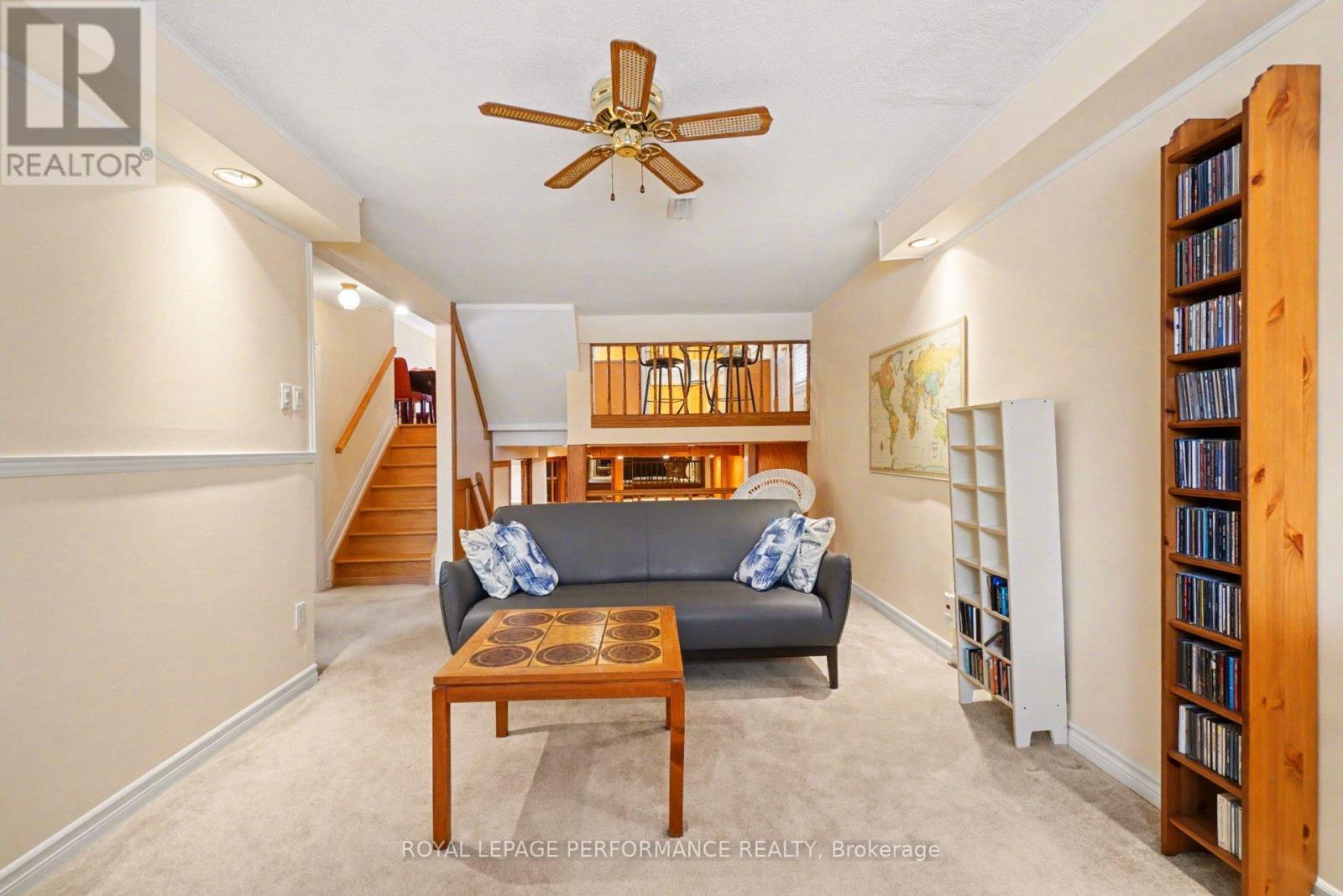 1104 Burgundy Lane, Ottawa, Ontario  K1C 2M8 - Photo 13 - X12908340