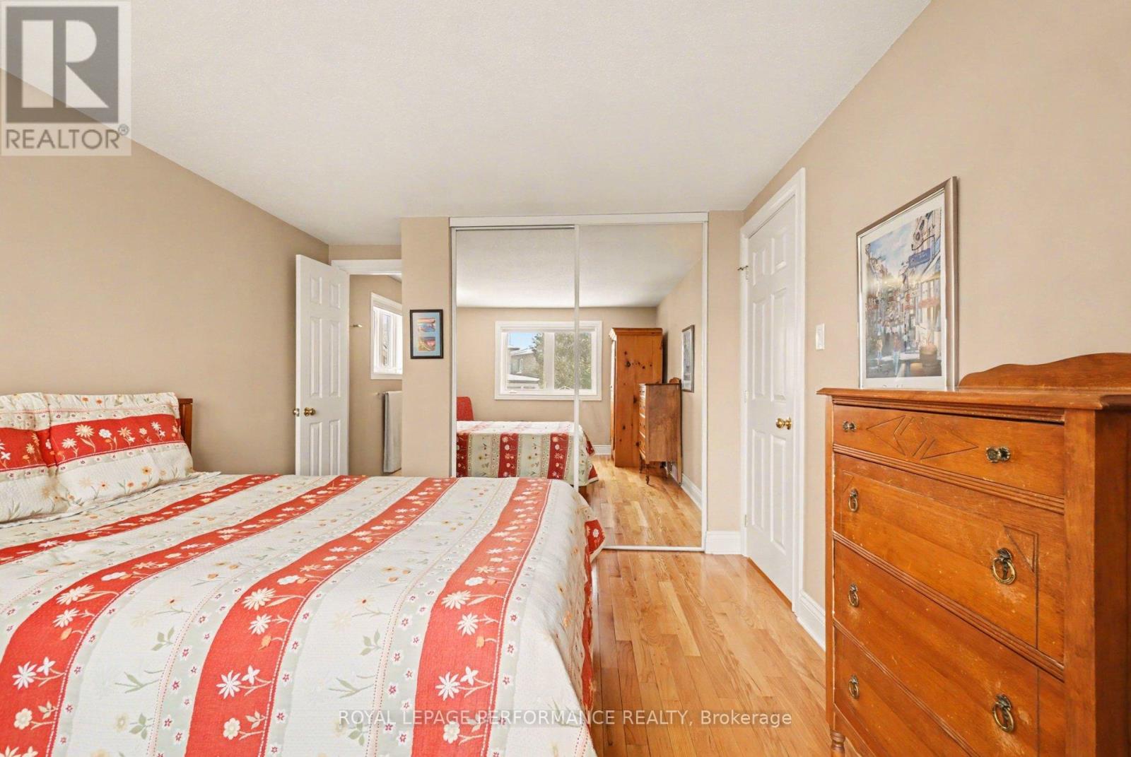 1104 Burgundy Lane, Ottawa, Ontario  K1C 2M8 - Photo 24 - X12908340