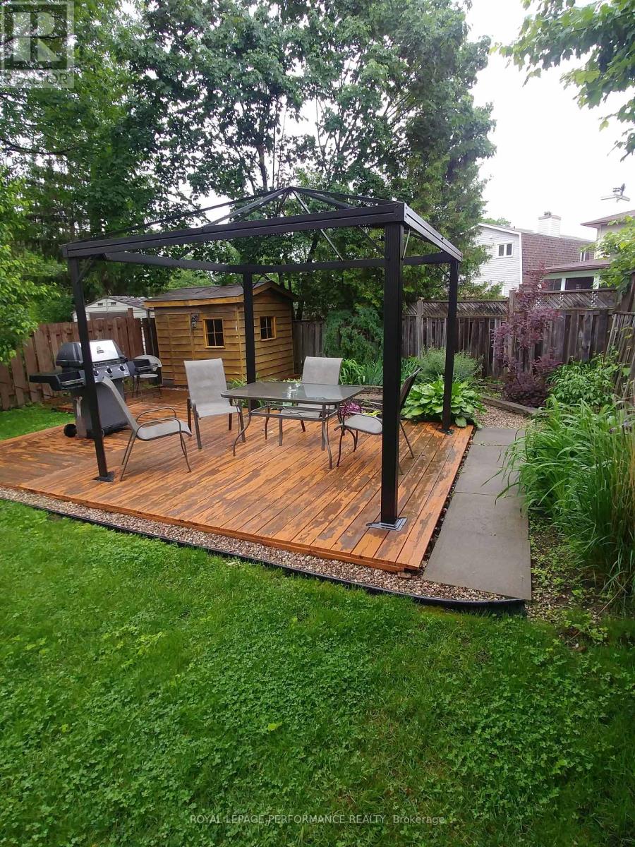 1104 Burgundy Lane, Ottawa, Ontario  K1C 2M8 - Photo 42 - X12908340