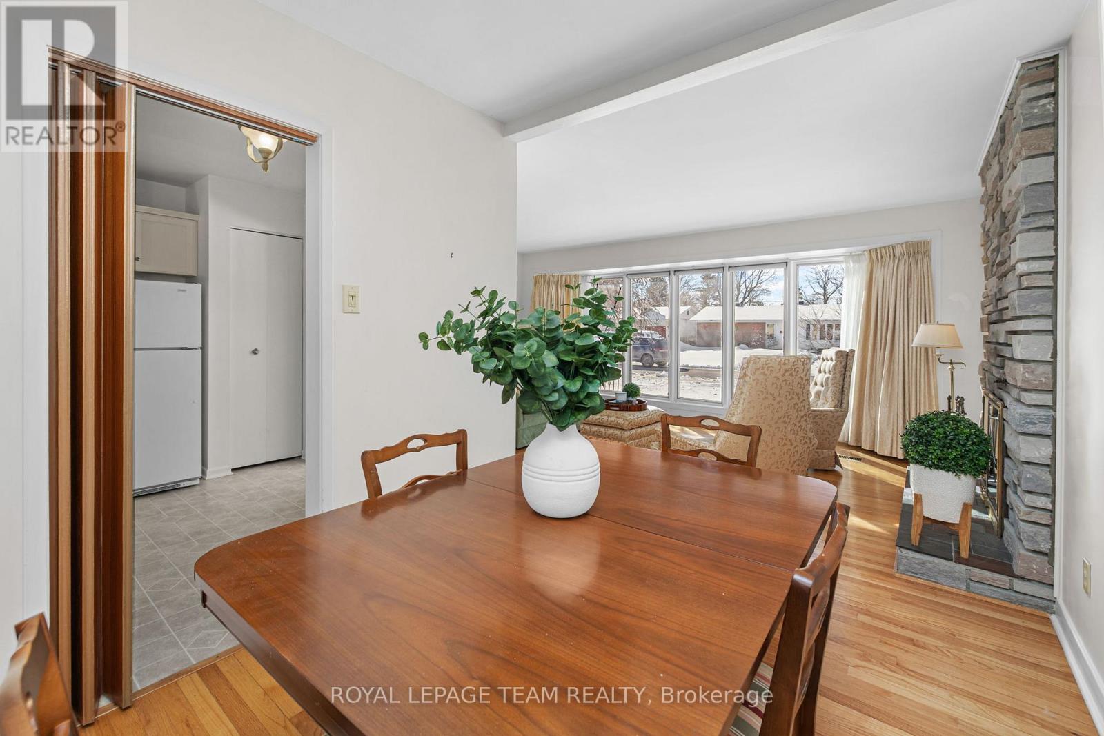 7 Kimberley Road, Ottawa, Ontario  K2H 6C1 - Photo 11 - X12908356