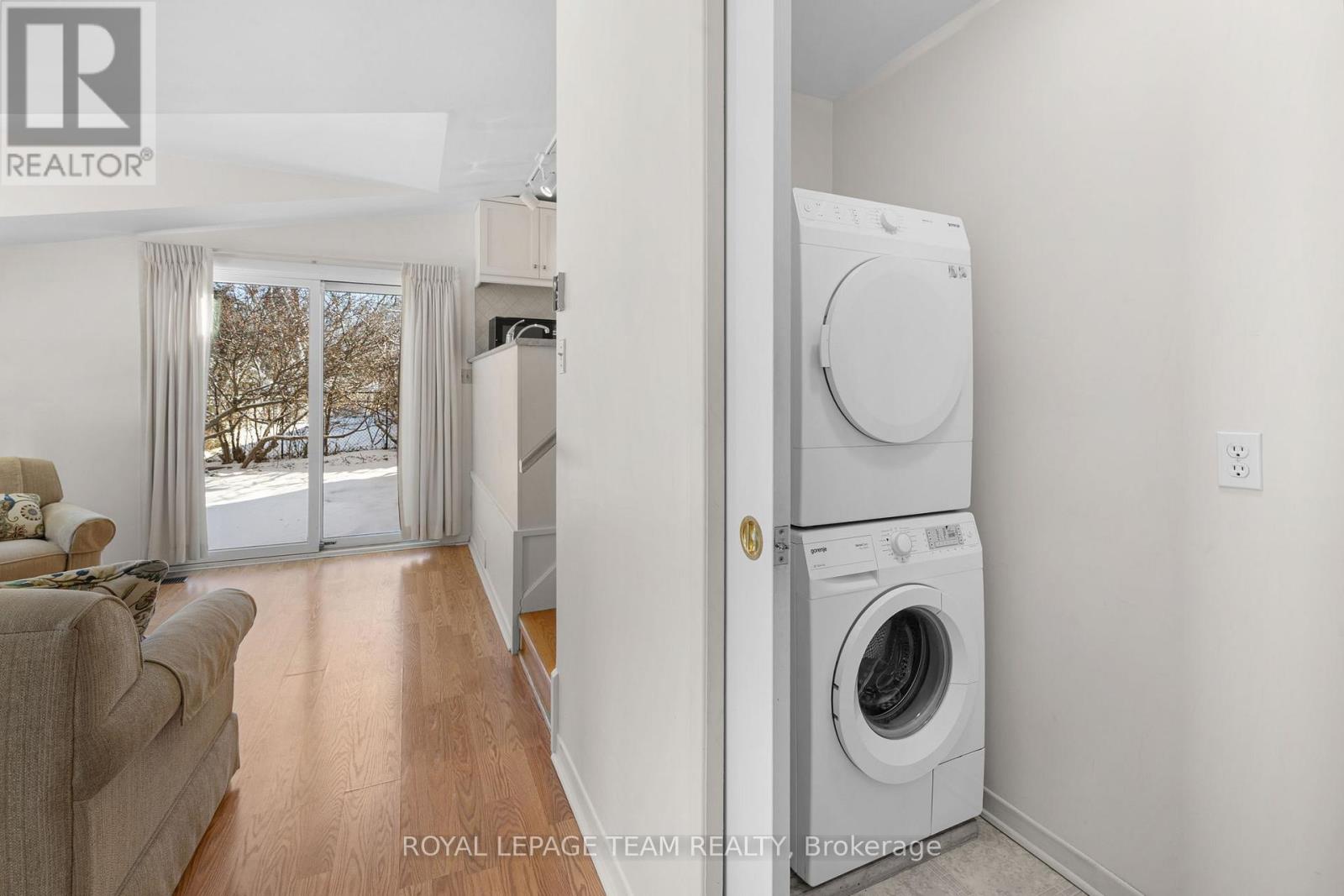 7 Kimberley Road, Ottawa, Ontario  K2H 6C1 - Photo 33 - X12908356