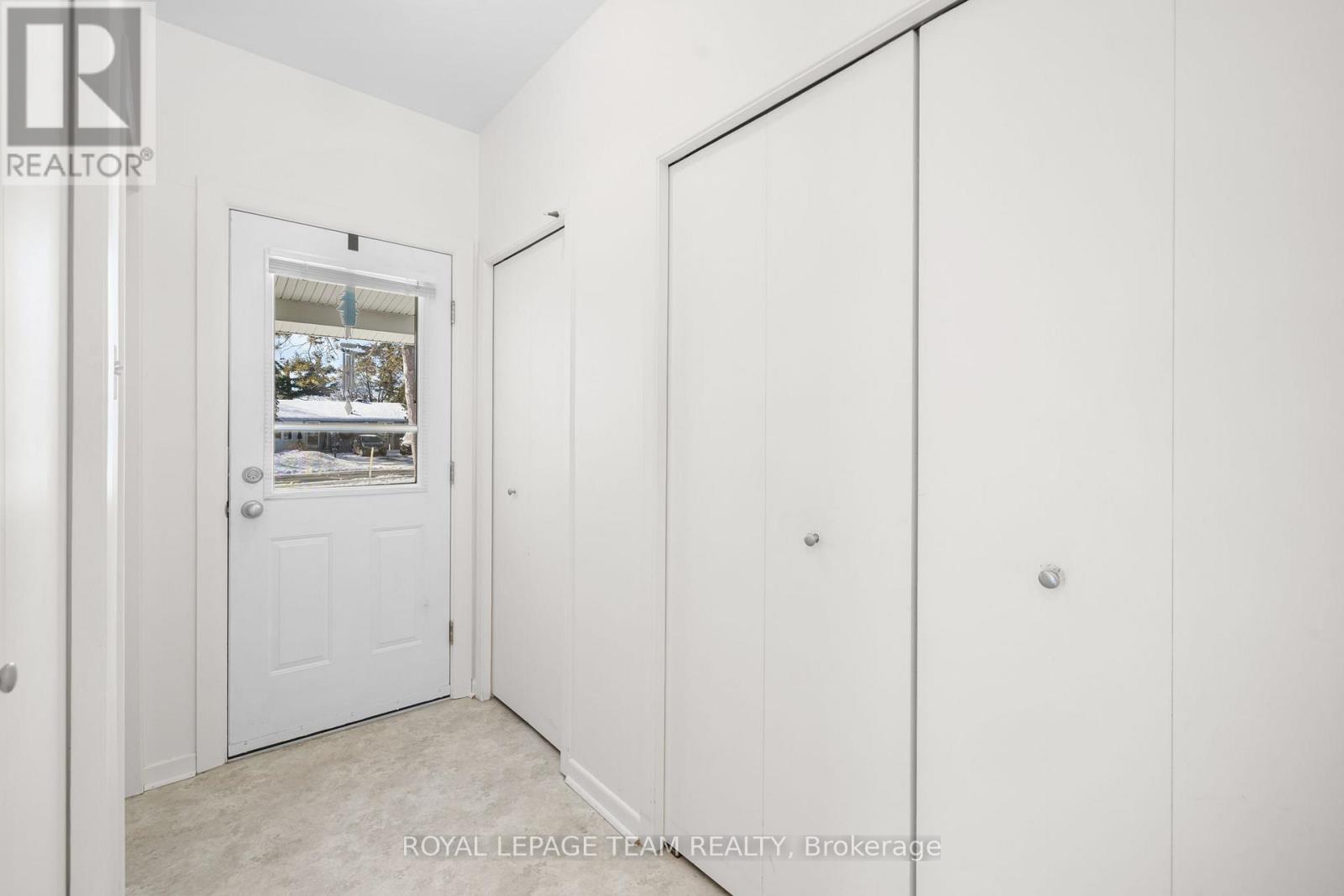 7 Kimberley Road, Ottawa, Ontario  K2H 6C1 - Photo 34 - X12908356