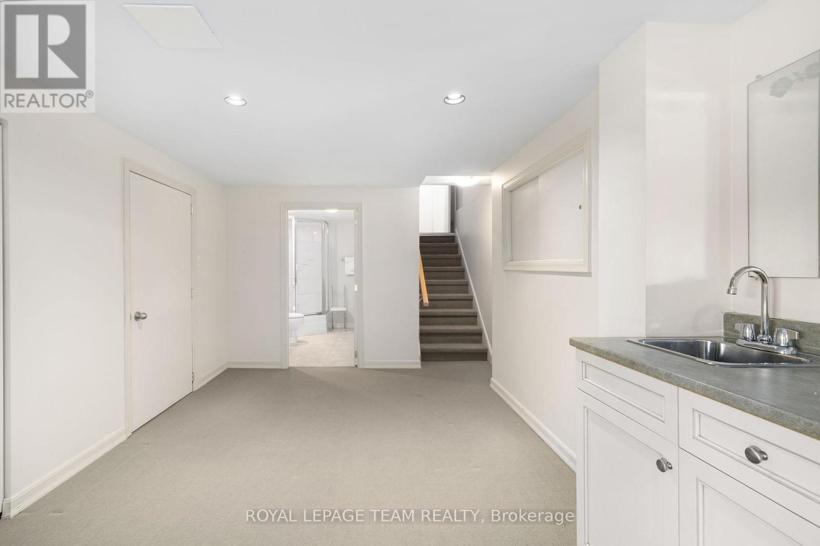 7 Kimberley Road, Ottawa, Ontario  K2H 6C1 - Photo 36 - X12908356