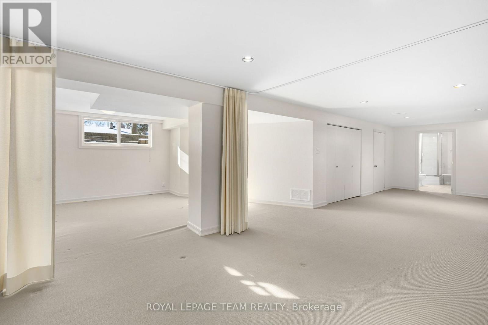 7 Kimberley Road, Ottawa, Ontario  K2H 6C1 - Photo 39 - X12908356