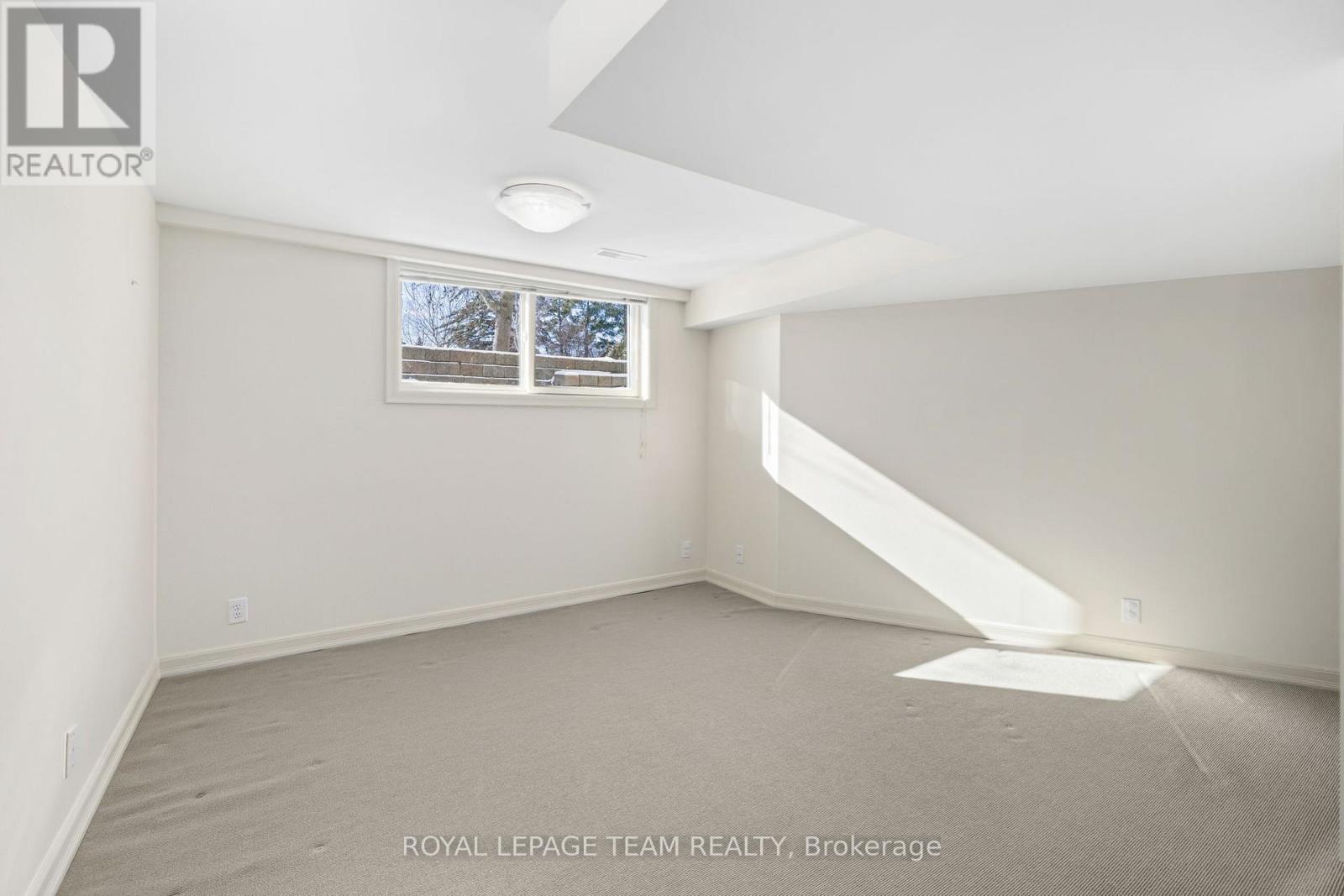 7 Kimberley Road, Ottawa, Ontario  K2H 6C1 - Photo 40 - X12908356