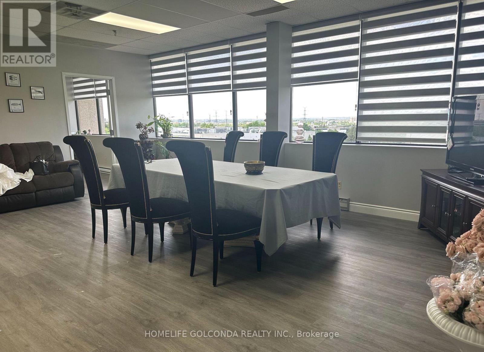 205 - 7550 Birchmount Road, Markham, Ontario  L3R 6C6 - Photo 3 - N12908326