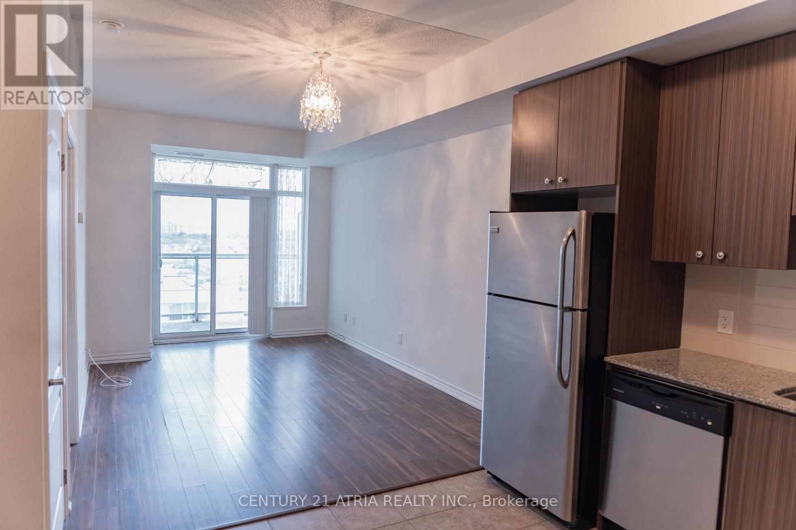 902 - 8323 KENNEDY ROAD, Markham, Ontario