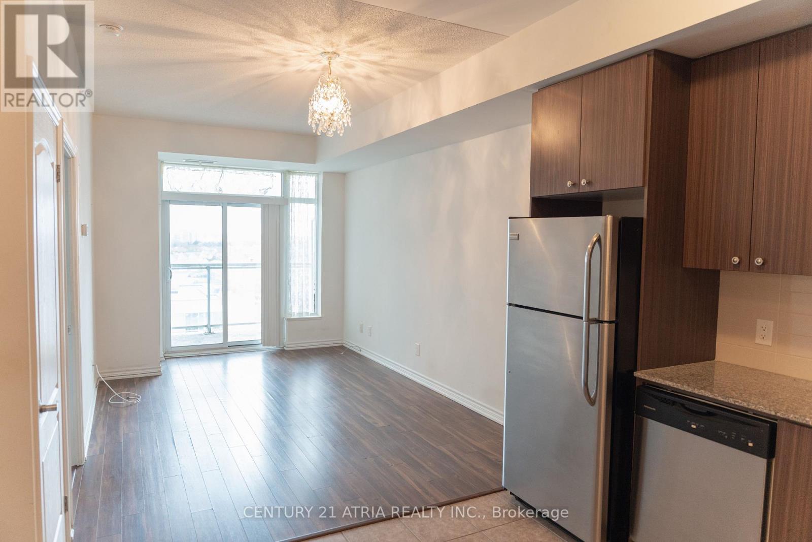 902 - 8323 Kennedy Road, Markham, Ontario  L3R 5W7 - Photo 4 - N12908378