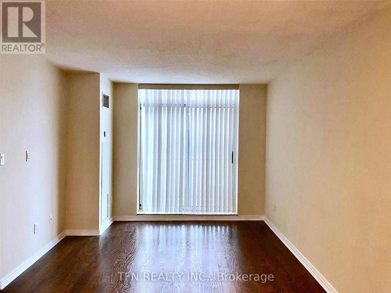 Ph6 - 39 Oneida Crescent, Richmond Hill (Langstaff), Ontario  L4B 4T9 - Photo 9 - N12908406