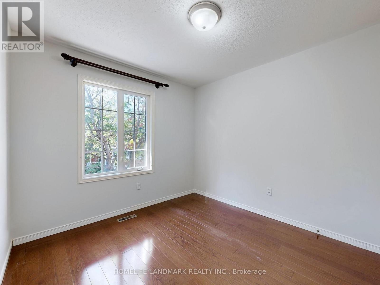 60 Cariglia Trail, Markham (Village Green-South Unionville), Ontario  L3R 4W8 - Photo 19 - N12908418