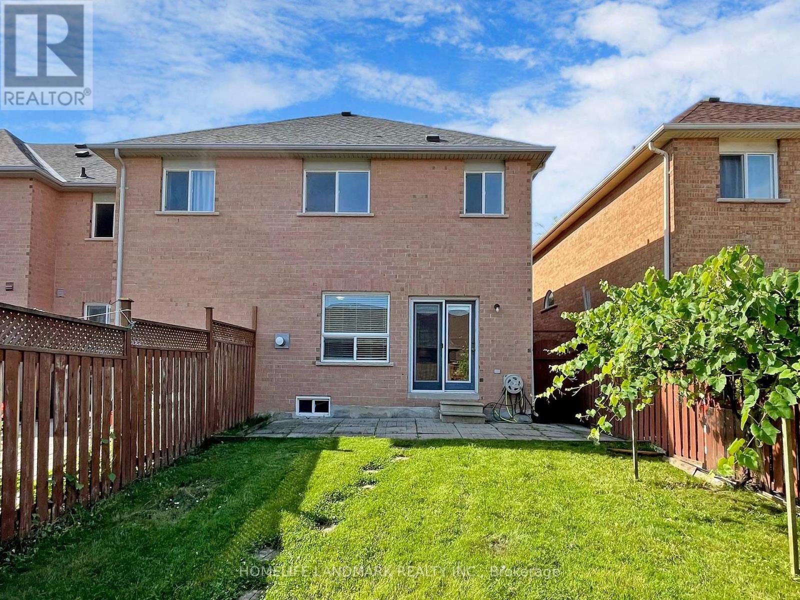 60 Cariglia Trail, Markham (Village Green-South Unionville), Ontario  L3R 4W8 - Photo 24 - N12908418