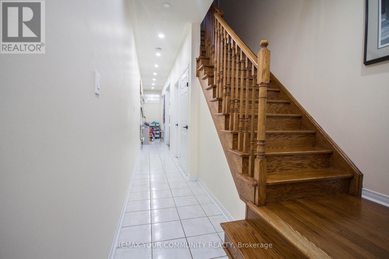 15 Voysey Way, Markham (Cedarwood), Ontario  L3S 0B4 - Photo 6 - N12908482