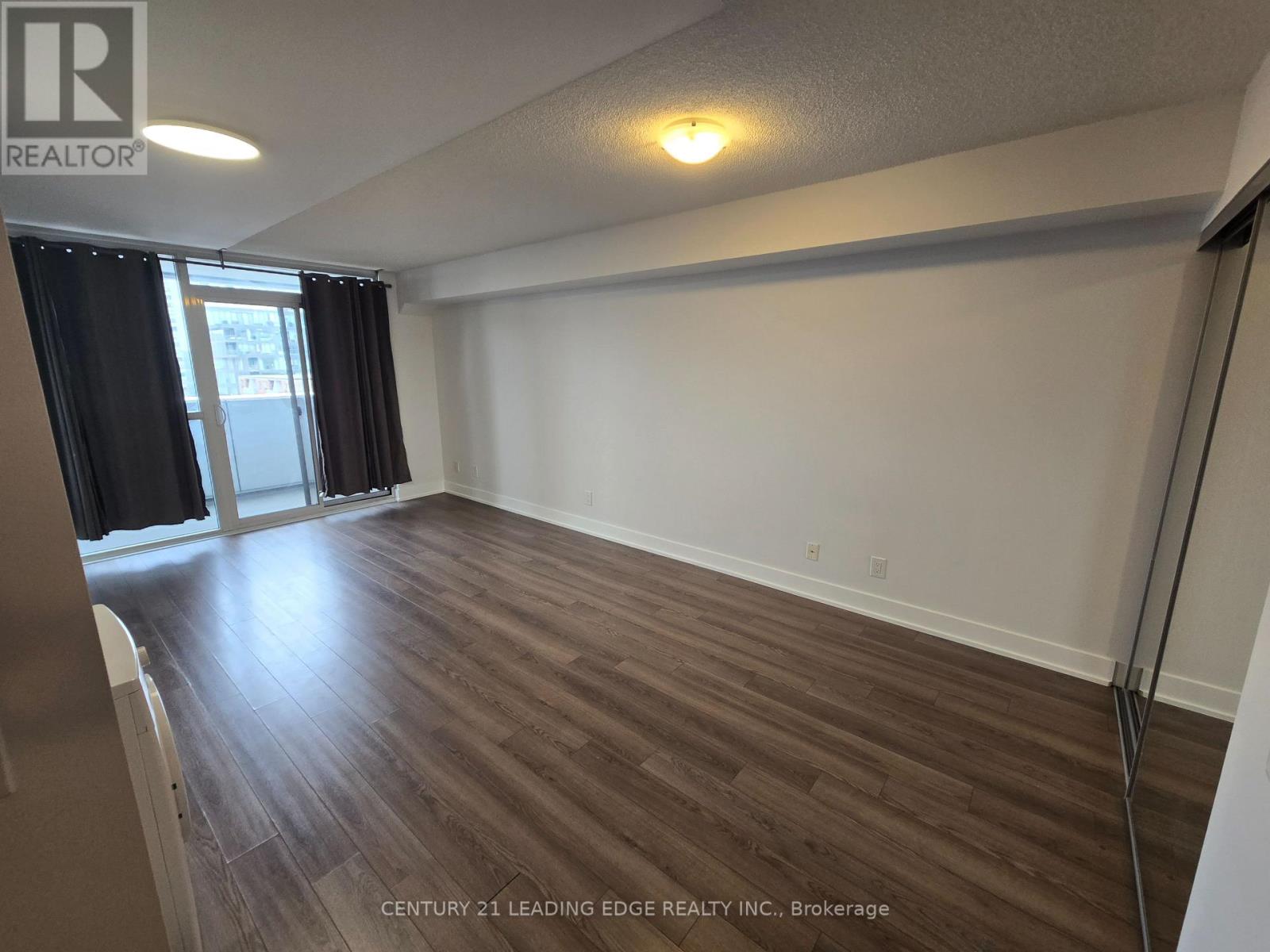 704 - 318 Richmond Street W, Toronto (Waterfront Communities), Ontario  M6J 1C4 - Photo 5 - C12908398