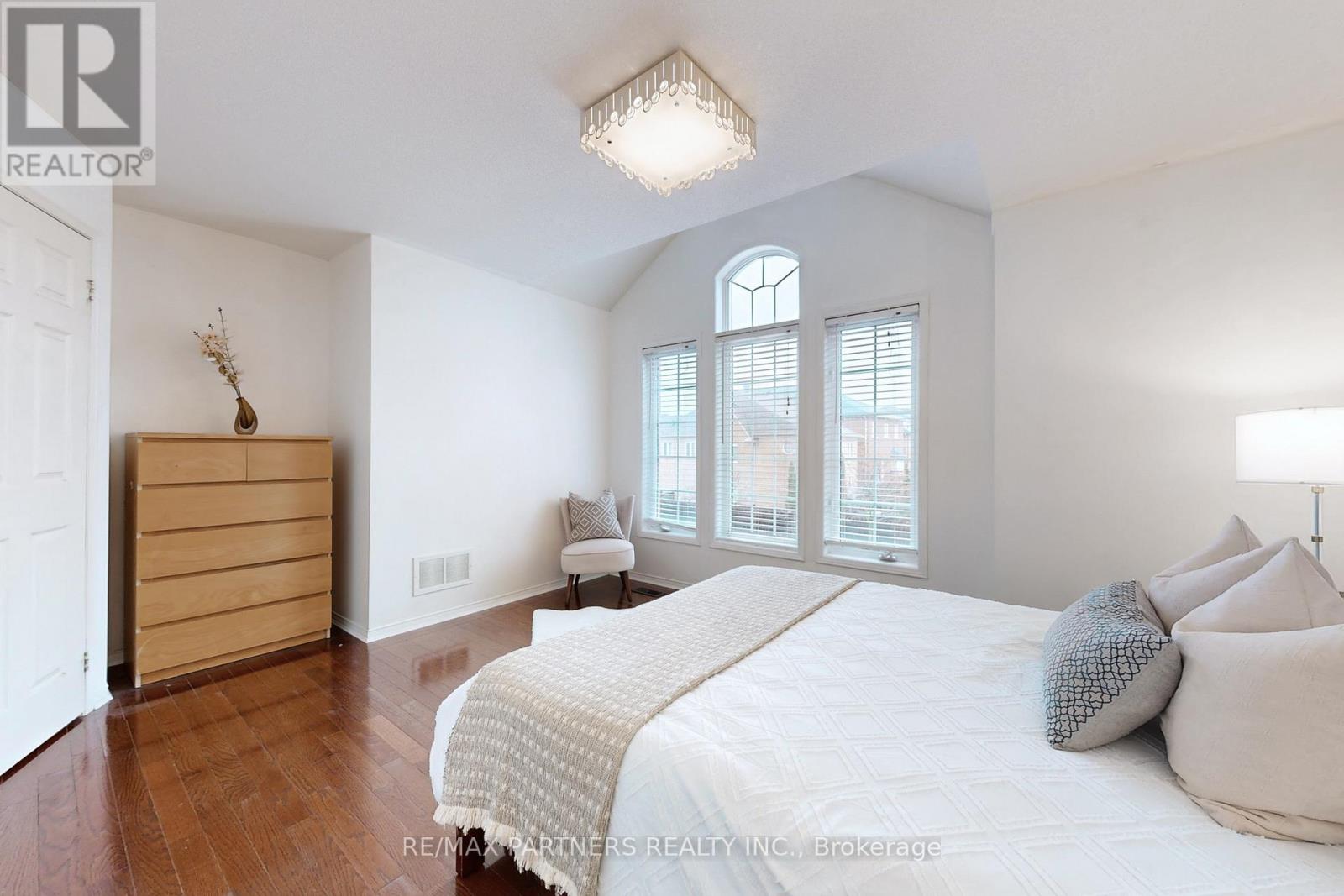 79 Carnoustie Crescent, Richmond Hill, Ontario  L4E 0A1 - Photo 30 - N12880580