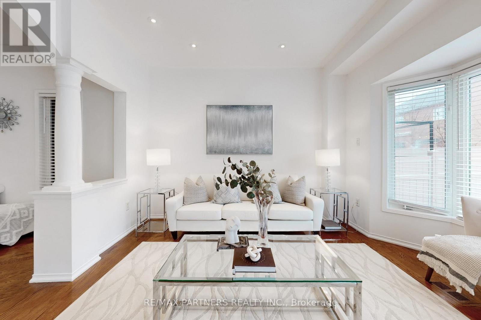 79 Carnoustie Crescent, Richmond Hill, Ontario  L4E 0A1 - Photo 9 - N12880580