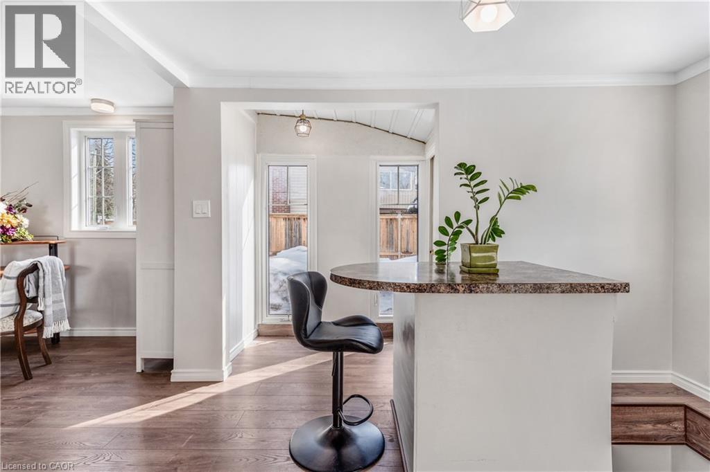 13 Devitt Avenue N, Waterloo, Ontario  N2J 3E7 - Photo 19 - 40814119