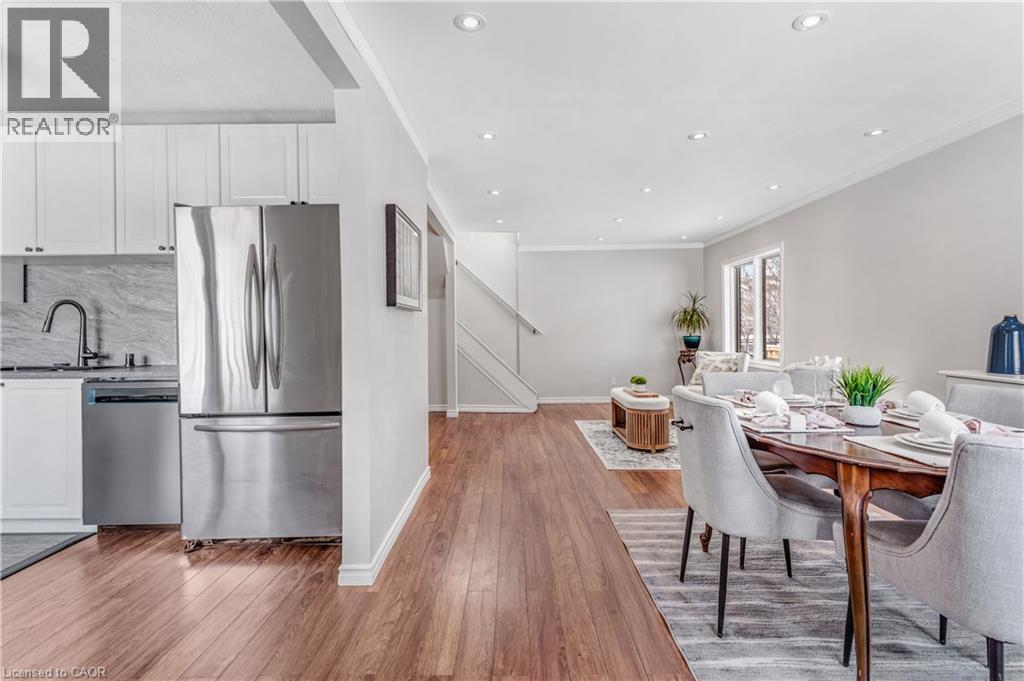 13 Devitt Avenue N, Waterloo, Ontario  N2J 3E7 - Photo 8 - 40814119