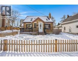 13 DEVITT Avenue N, Waterloo, Ontario