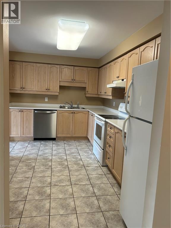 8 Main Street Unit# 302, Dundas, Ontario  L9H 2P6 - Photo 6 - 40814115