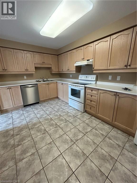 8 Main Street Unit# 302, Dundas, Ontario  L9H 2P6 - Photo 7 - 40814115