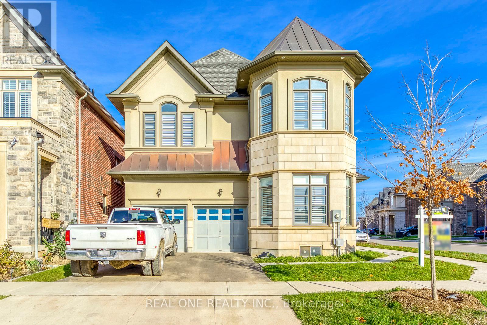 69 Threshing Mill Boulevard, Oakville, Ontario  L6H 0V6 - Photo 2 - W12908330