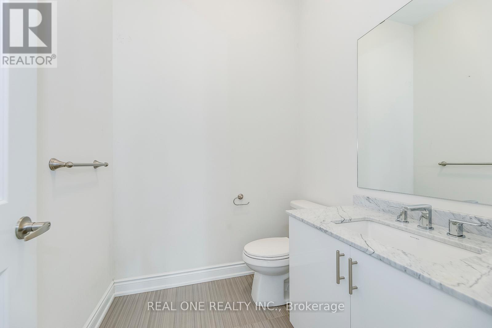 69 Threshing Mill Boulevard, Oakville, Ontario  L6H 0V6 - Photo 22 - W12908330