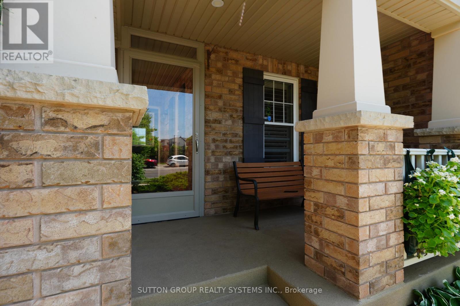 35 Bleasdale Avenue, Brampton, Ontario  L7A 0P5 - Photo 2 - W12908366