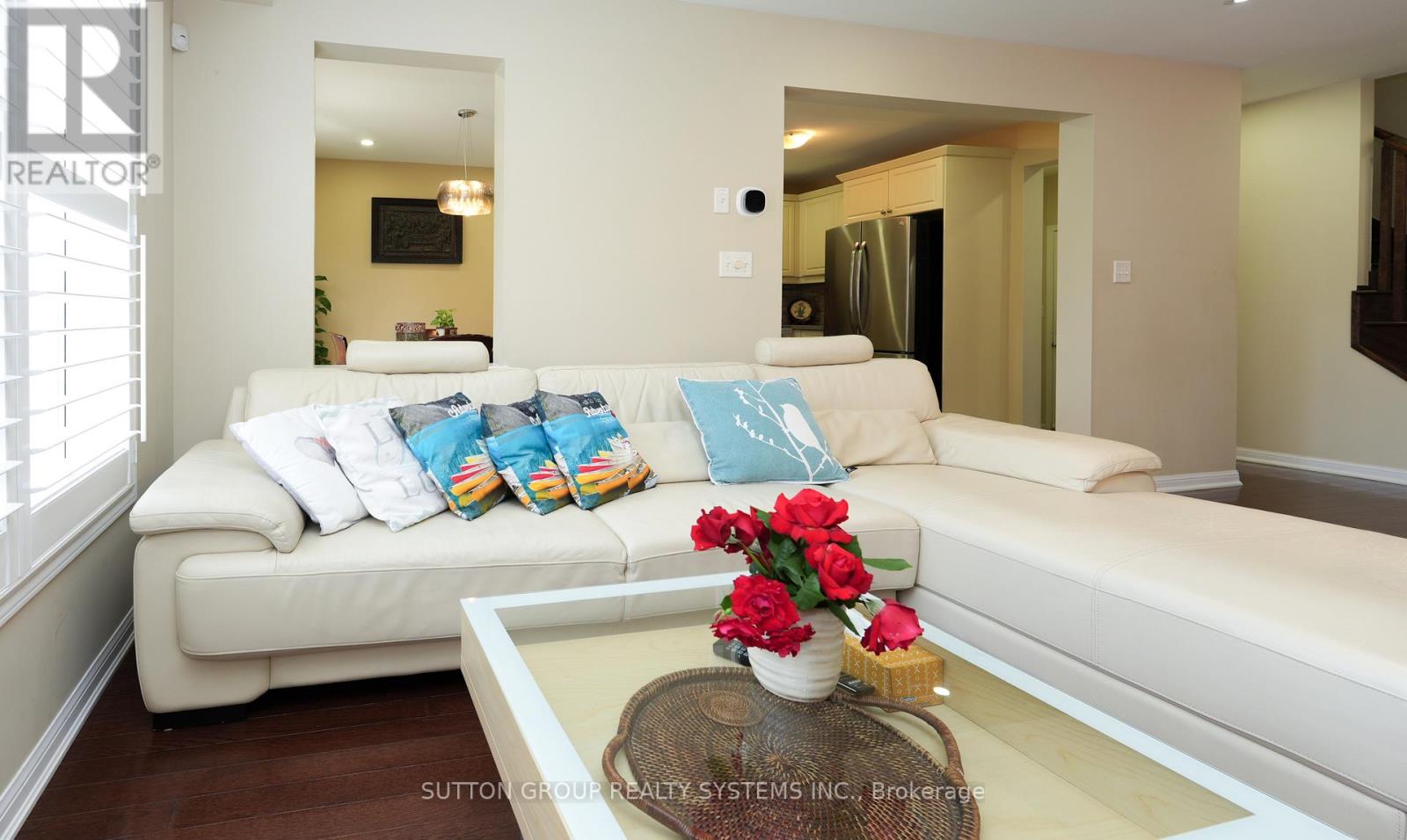 35 Bleasdale Avenue, Brampton, Ontario  L7A 0P5 - Photo 9 - W12908366