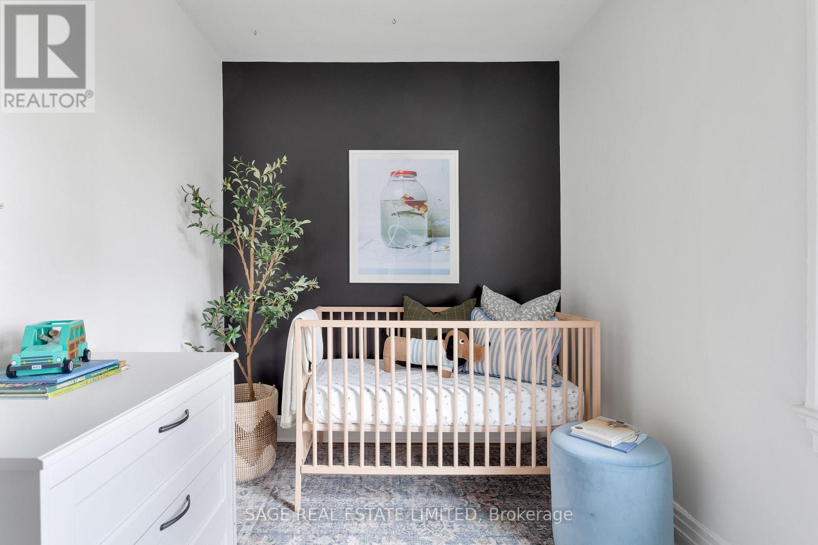 561 St Clarens Avenue, Toronto, Ontario  M6H 3W6 - Photo 19 - W12908370