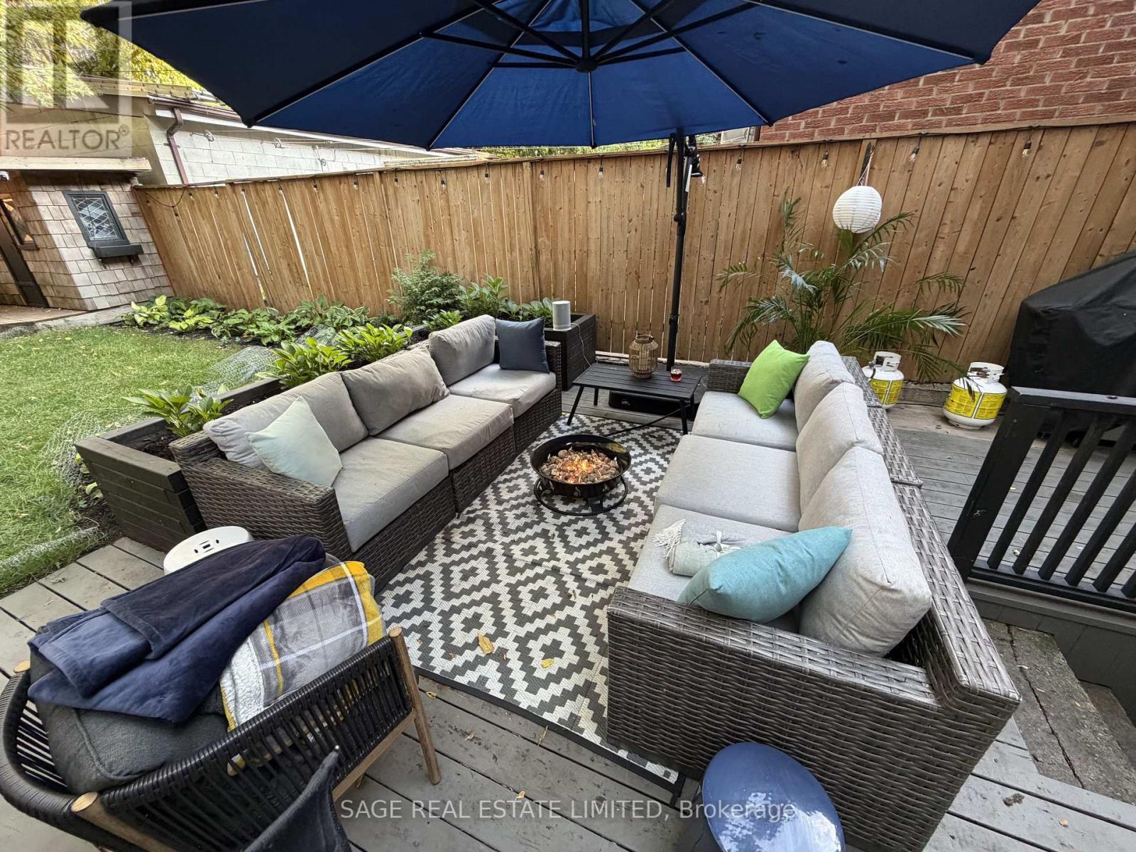 561 St Clarens Avenue, Toronto, Ontario  M6H 3W6 - Photo 40 - W12908370