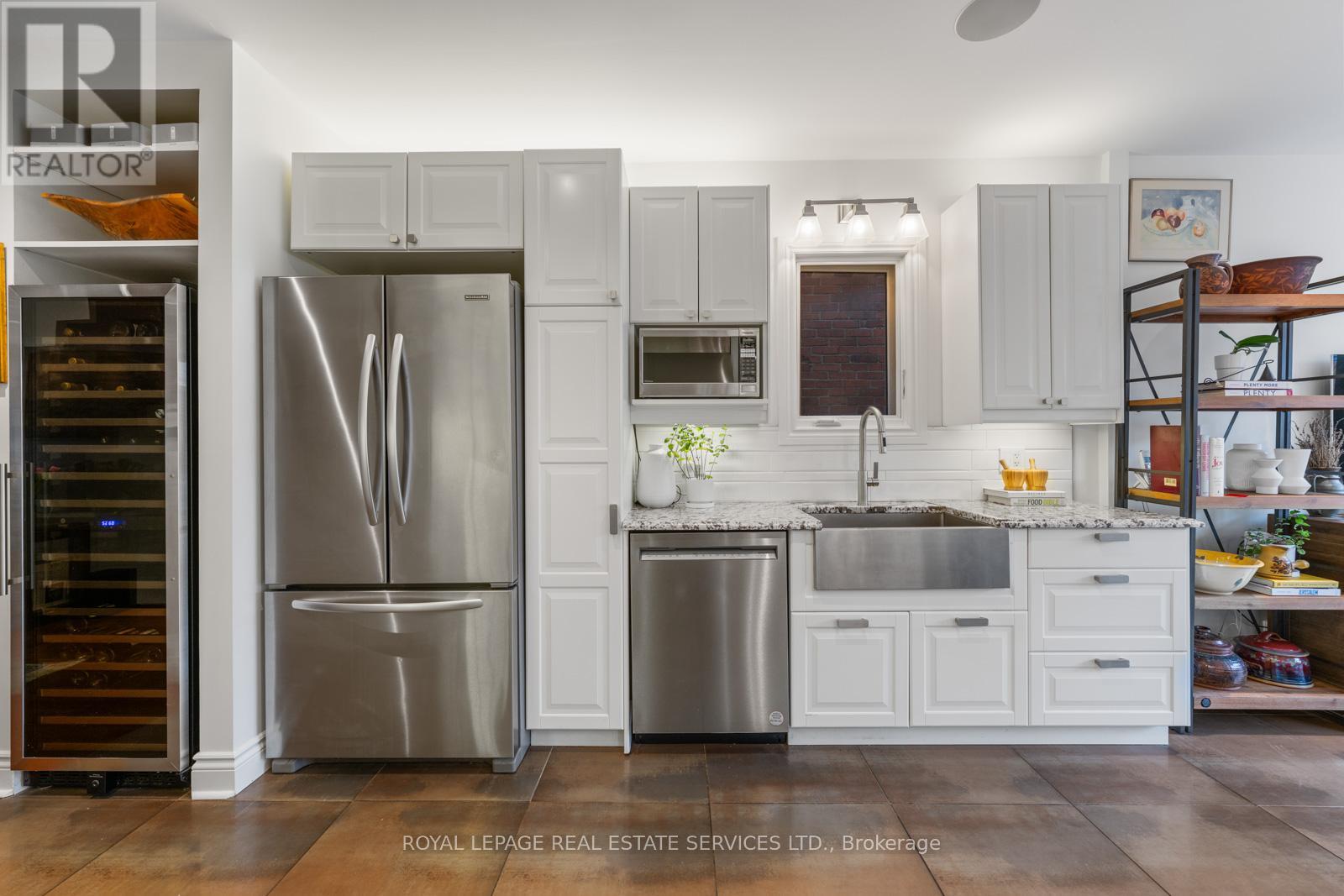 148 Wallace Avenue, Toronto, Ontario  M6H 1T5 - Photo 14 - W12908474