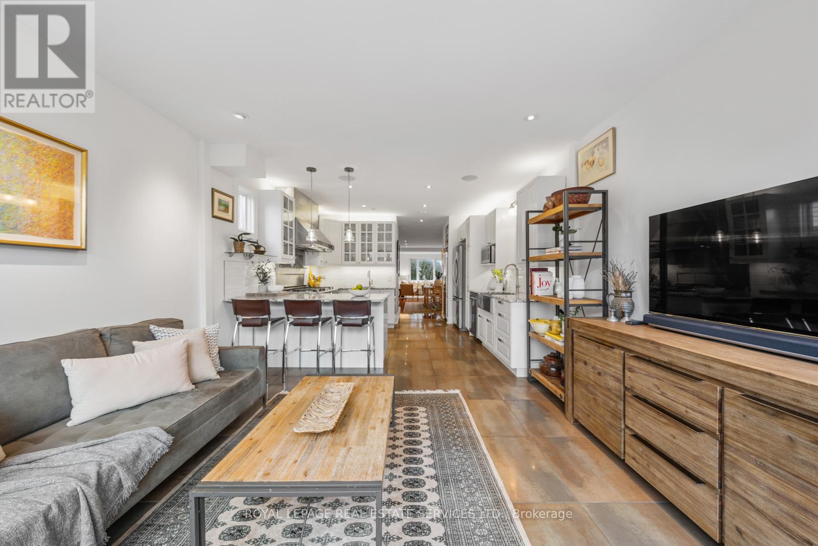 148 Wallace Avenue, Toronto, Ontario  M6H 1T5 - Photo 21 - W12908474