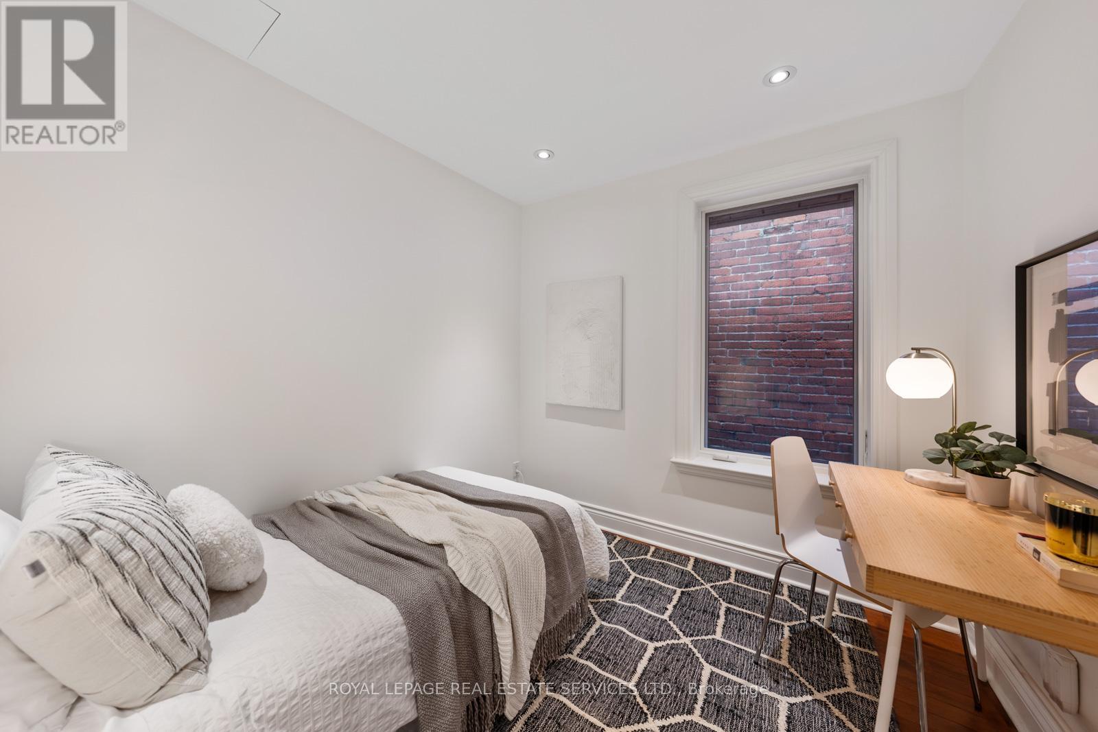 148 Wallace Avenue, Toronto, Ontario  M6H 1T5 - Photo 33 - W12908474