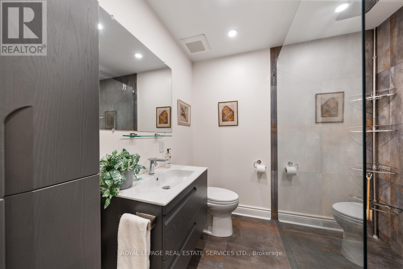 148 Wallace Avenue, Toronto, Ontario  M6H 1T5 - Photo 40 - W12908474